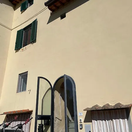 Allie's Flat * Antella
